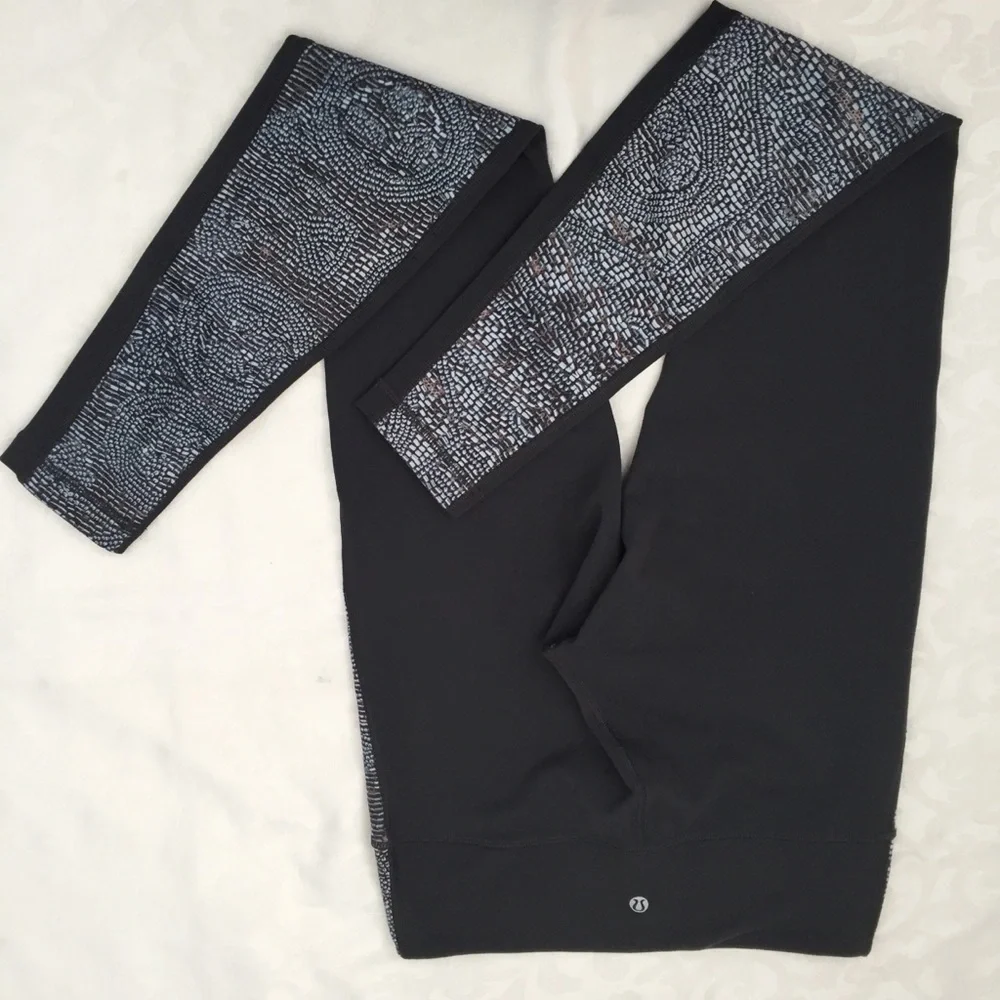 Lululemon Special Edition 3D Mosaic Leggings
